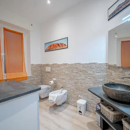 Cozy Apt - A Few Steps From Corso Italia Apartment *