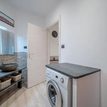 Cozy Apt - A Few Steps From Corso Italia